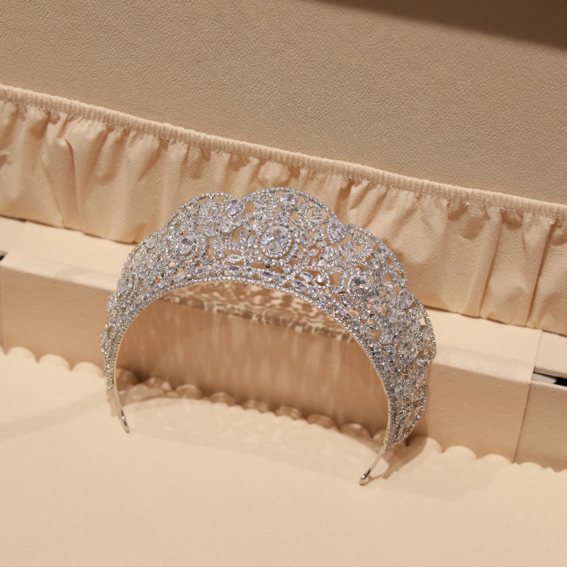 合金婚庆饰品 新款0177精致锆石皇冠