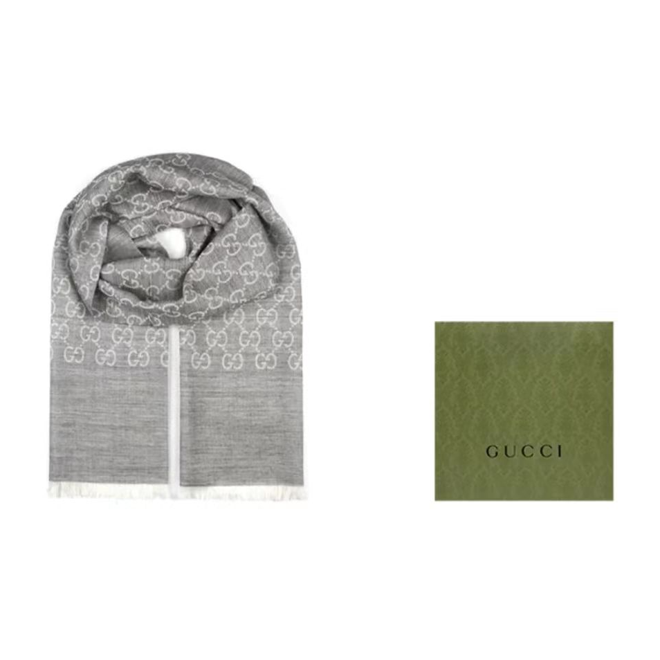 全新未使用  小花攀攀GUCCI 双G 双面织花围巾 流苏披肩绒线 灰色