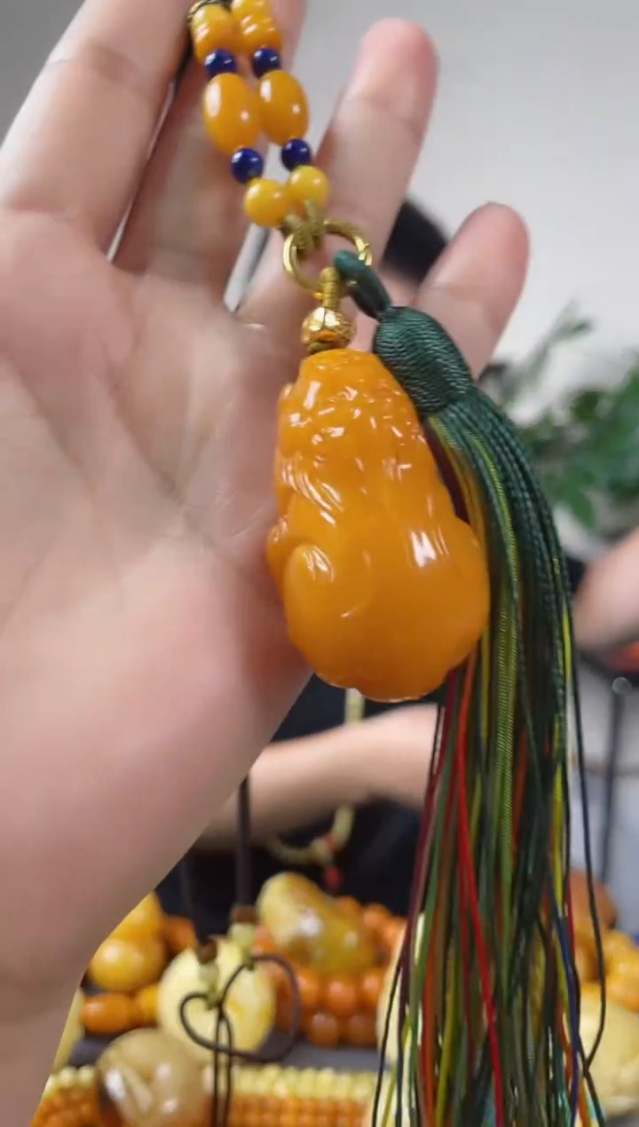 【闪购商品】蜜蜡珠宝奇石未镶嵌貔貅吊坠14，假一罚十