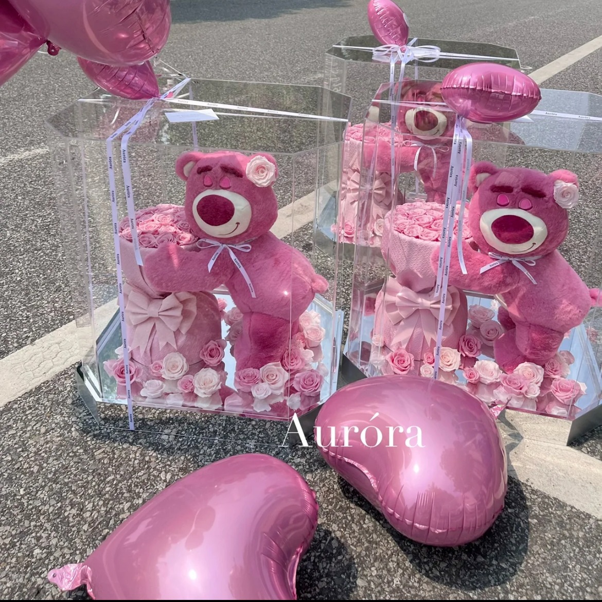 草莓熊玫瑰永生花花束生日礼物送女生朋友闺蜜圣诞节礼物一件代发
