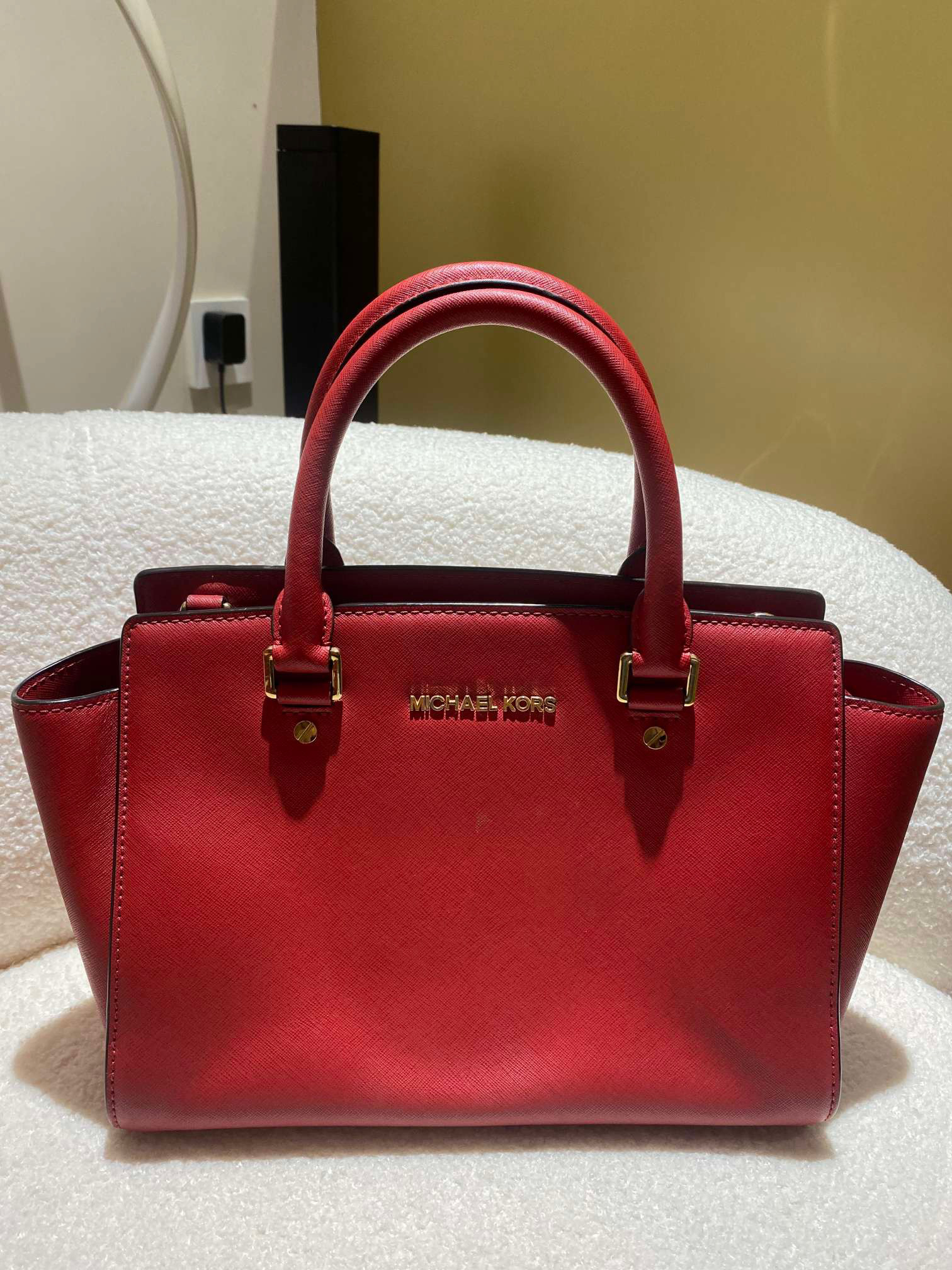 95新 MICHAEL KORS/迈克高仕 95新 MK红色手提包/JW734