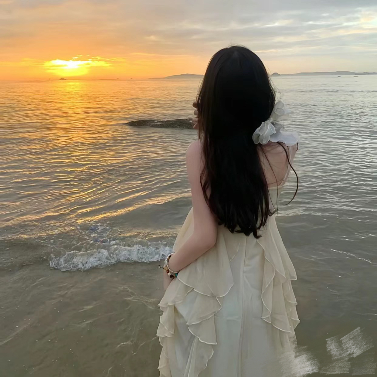 网红女装NO退NO换显瘦气质小众设计感收腰