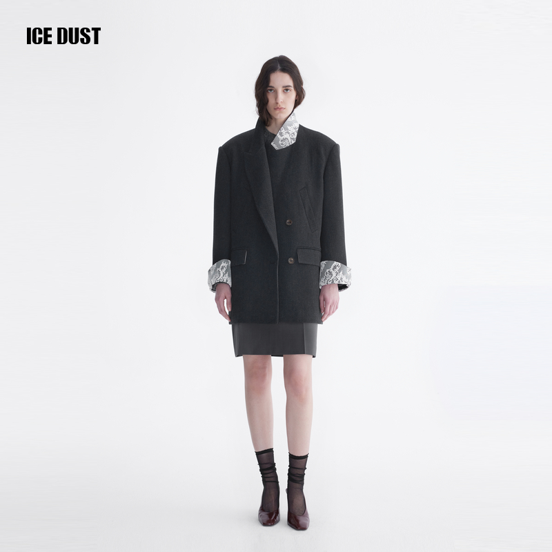 ICEDUST 秋季系列蕾丝拼接后开叉廓形戗驳领毛呢西装外套女士