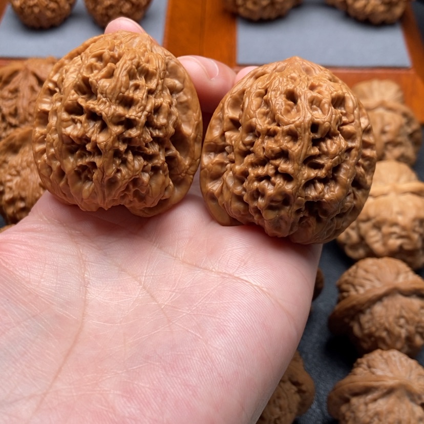 【闪购商品】文玩核桃吊坠卡****.大将军