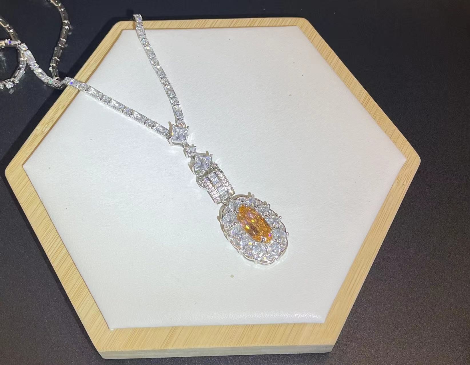 【维纳斯女神】吊坠—W056