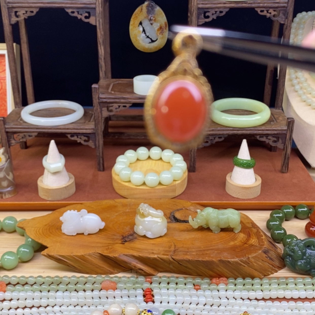 【闪购商品】和田玉颈饰未镶嵌往*看