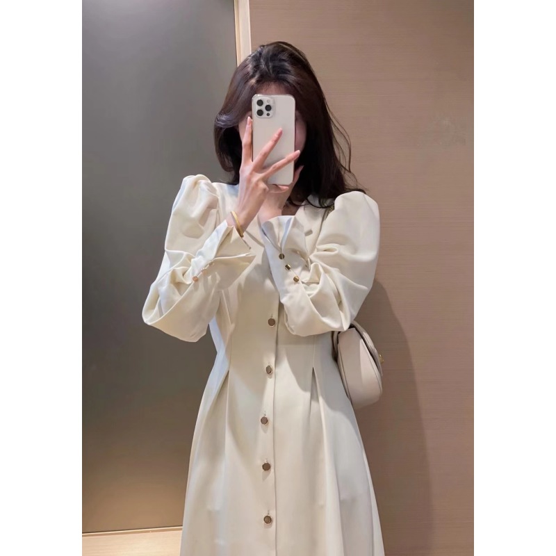 如尔女装店工厂尾单有些有一点小瑕介意绕道