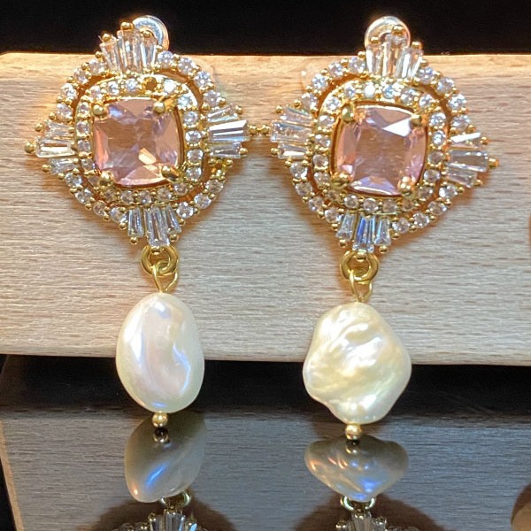 铜合金耳饰 法式镶嵌轻奢时尚气质T方加粉色方钻925银针耳钉