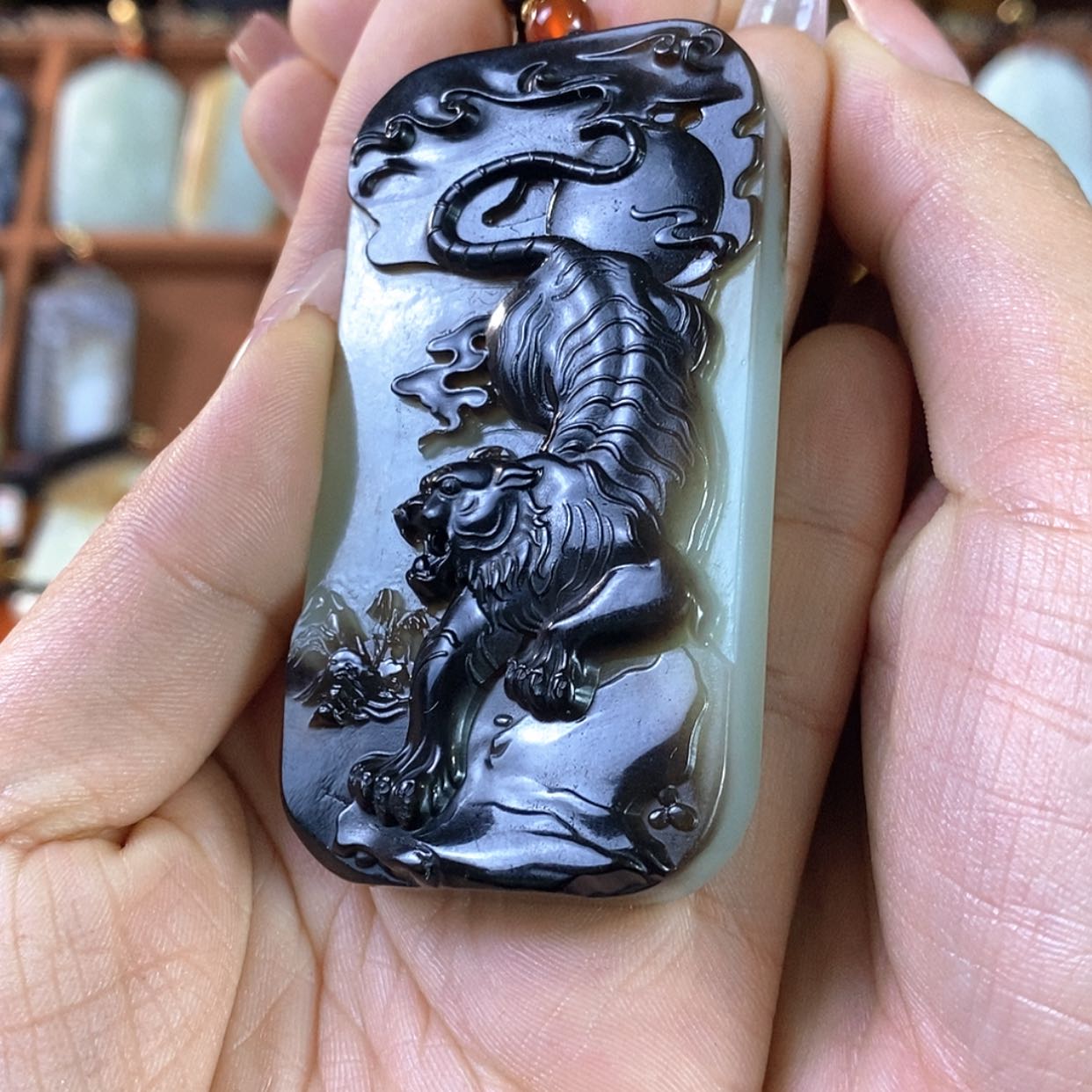 【闪购商品】和田玉吊坠未镶嵌神***廖