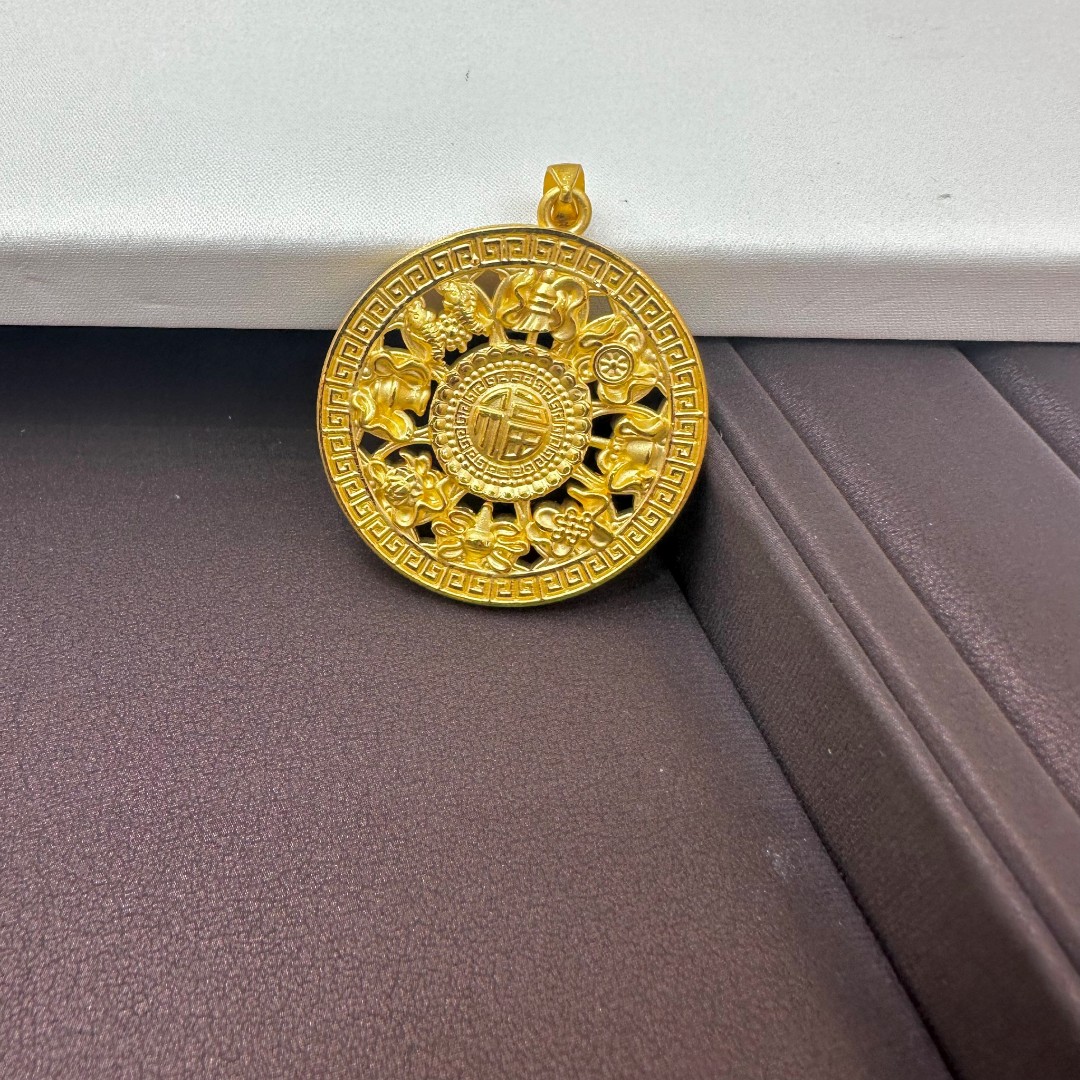 Chow Tai Seng/周大生免费编绳新年好物足金八宝罗盘手工古法吊坠