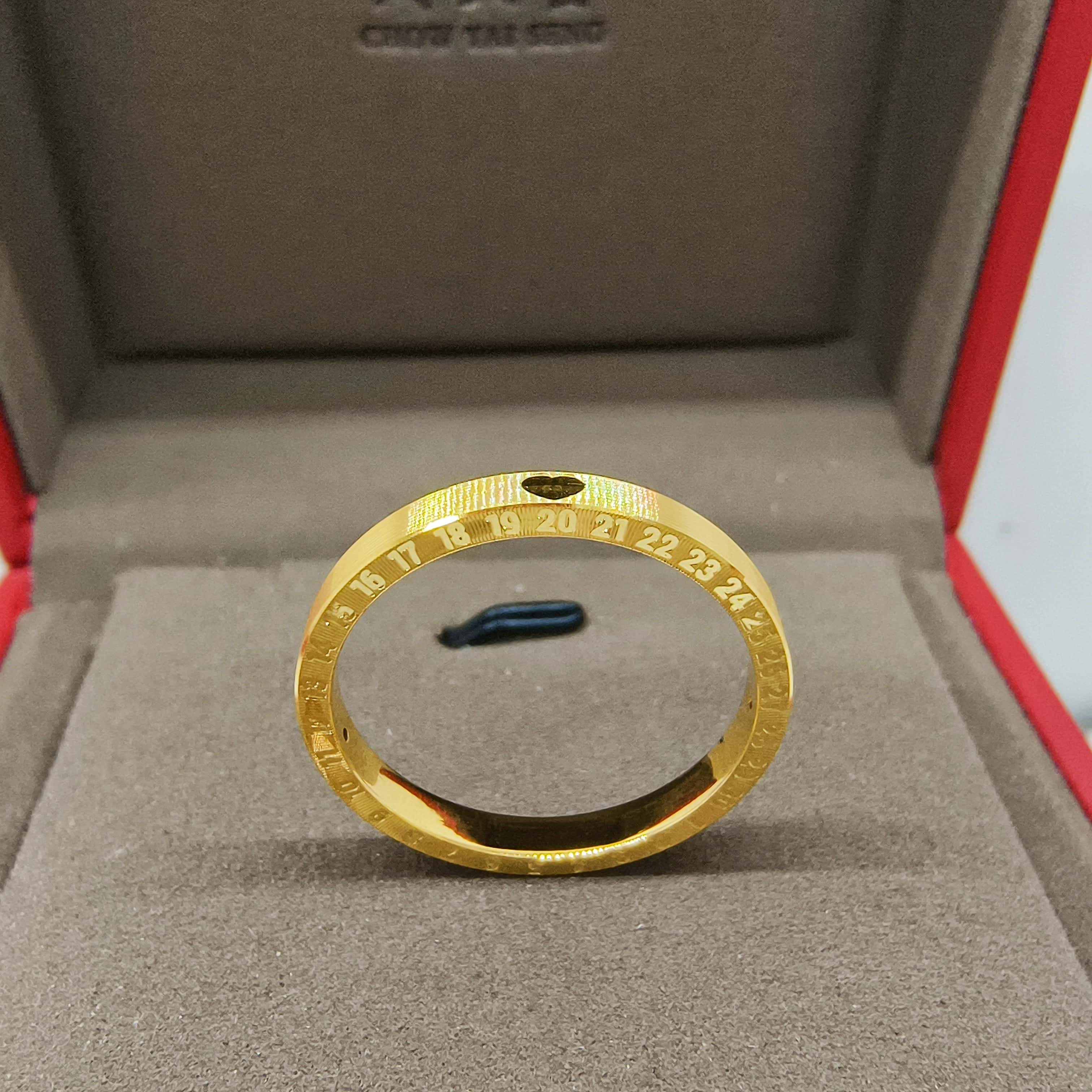 Chow Tai Seng/周大生足金520时刻想念爱心戒指黄金情侣对戒礼物