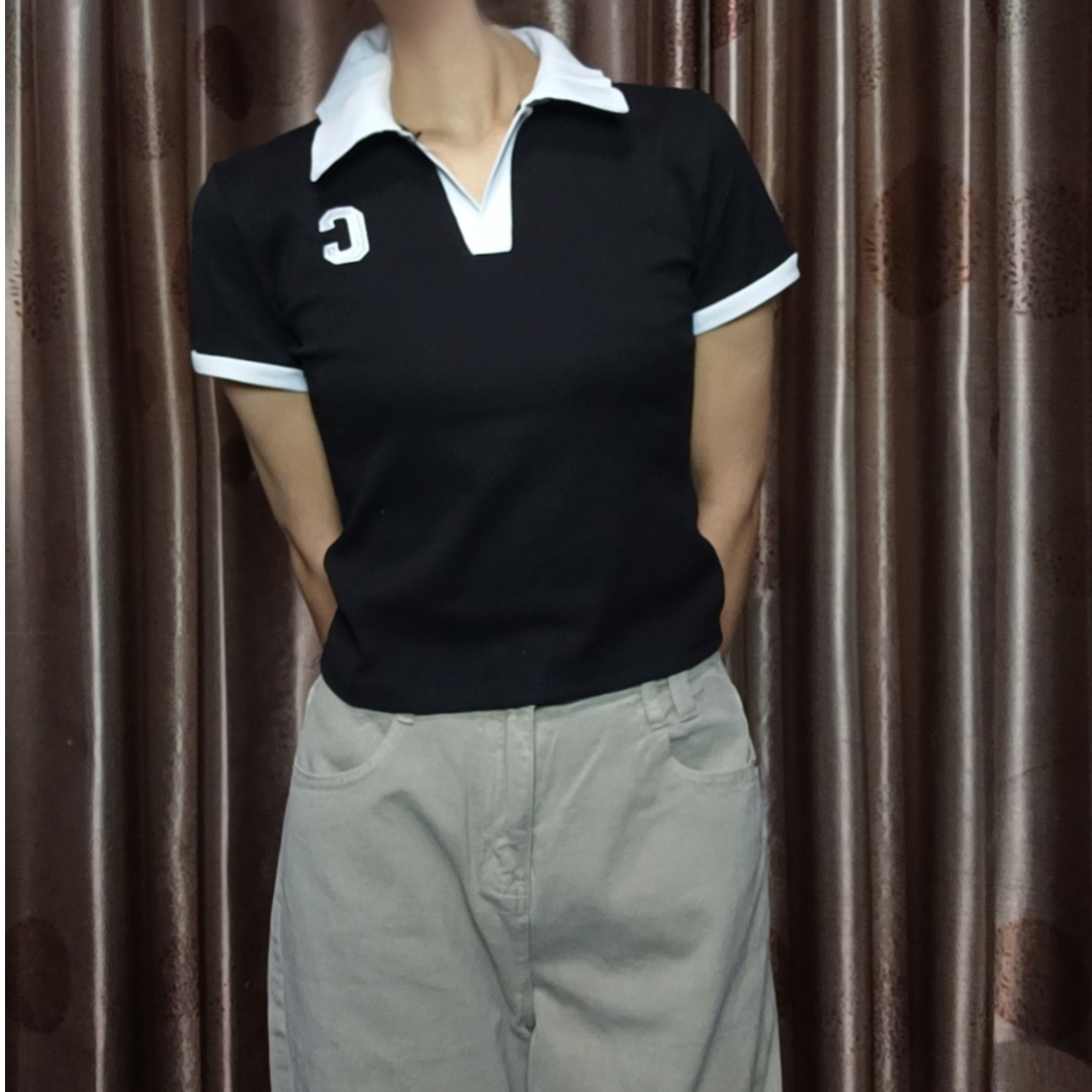 翻领字母短袖t恤女2023夏装新款设计感修身上衣潮短款显瘦