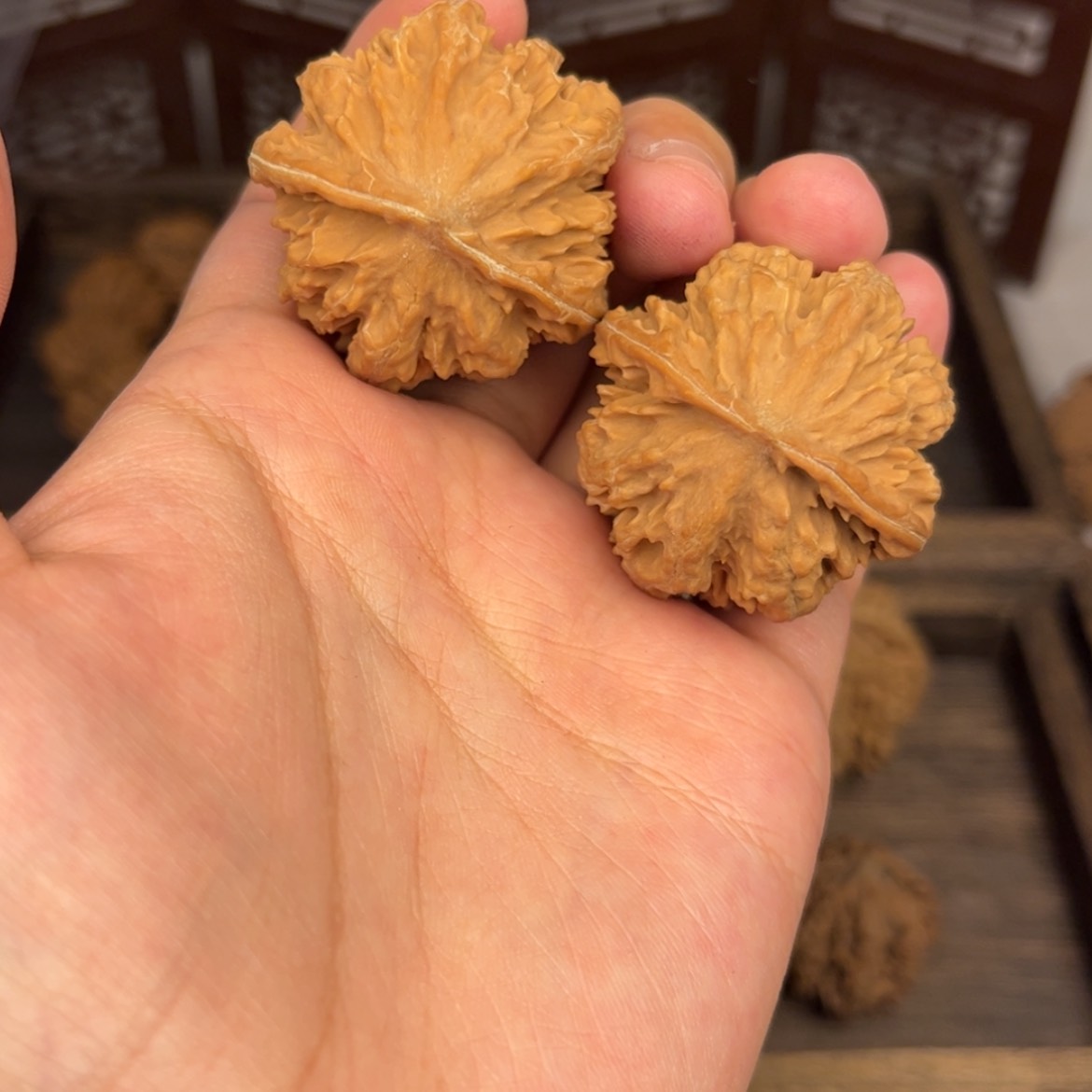 【闪购商品】桃核吊坠