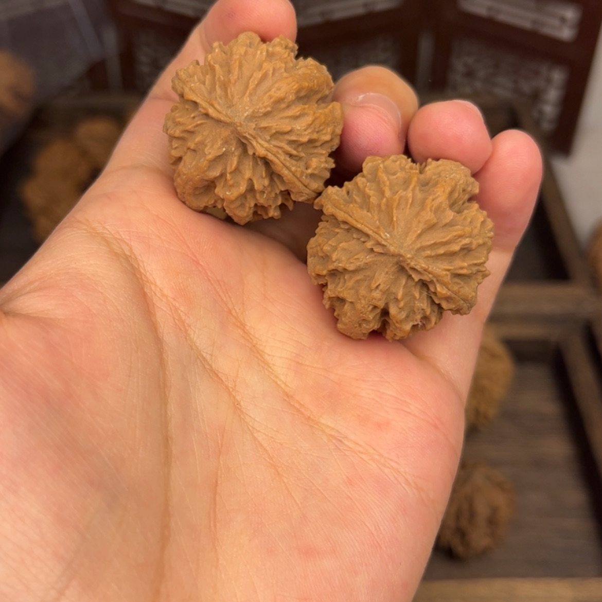 【闪购商品】桃核吊坠