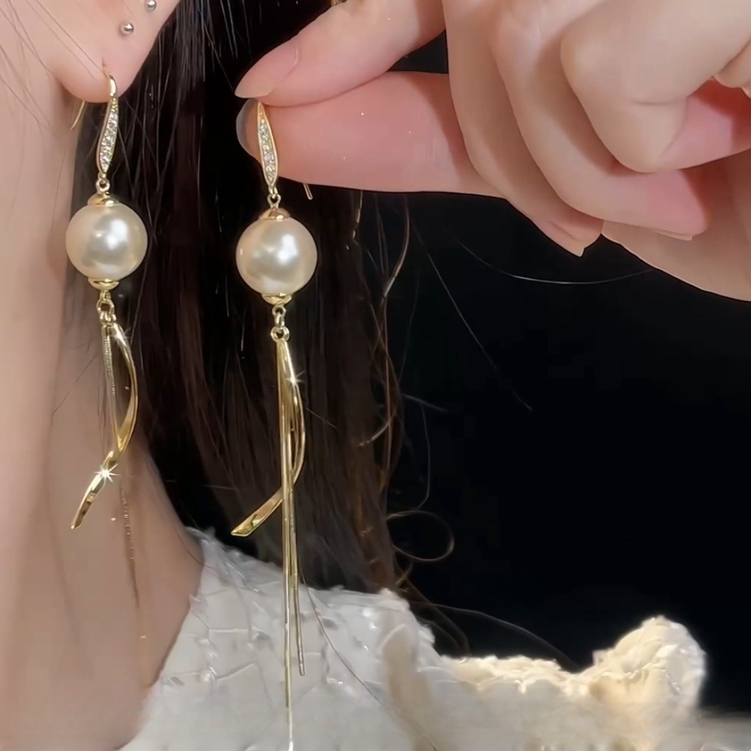 铜合金耳饰 气质轻奢百搭简约简约优雅精致网红设计师耳环F3110