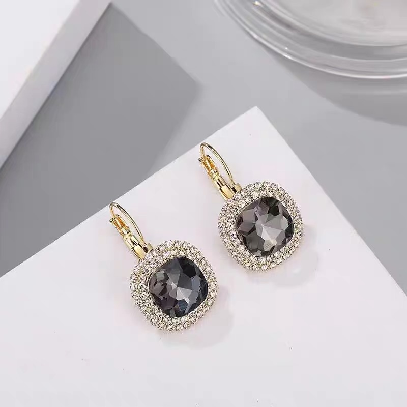 铜合金耳饰 气质轻奢百搭简约简约优雅精致网红设计师耳环F3153