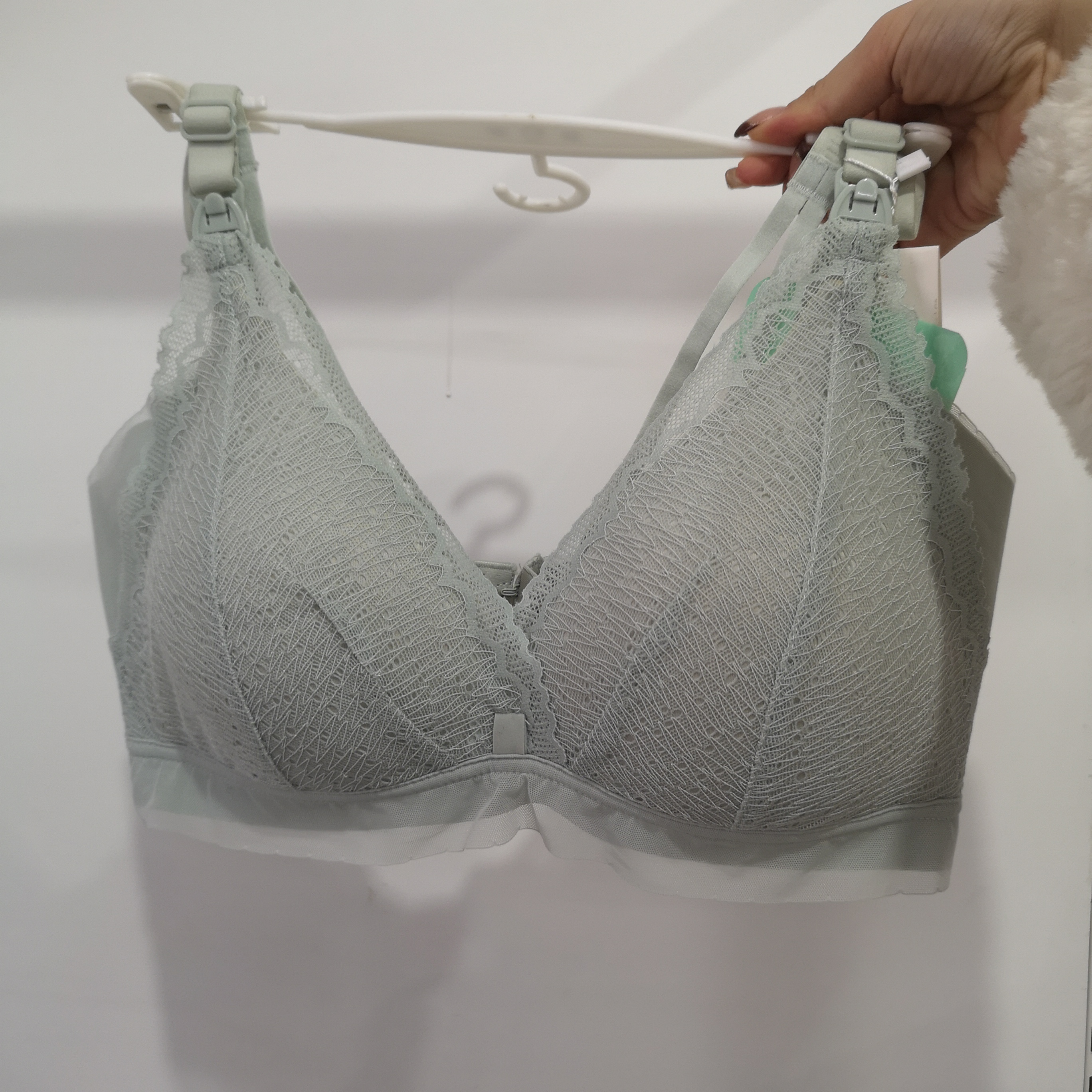 8222018孕妇蕾丝内衣小性感哺乳上开扣文胸