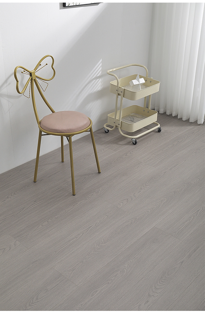 新三层实木金刚面灰色系正品尾单实木地板浅色