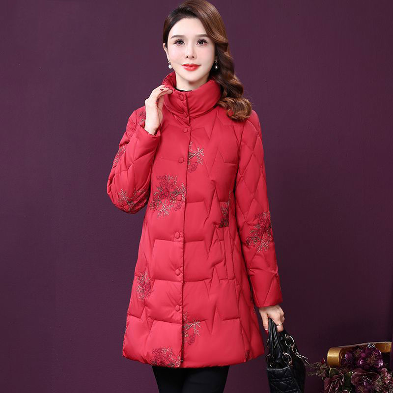 羽绒服女2023冬新款中长款宽松轻奢精美刺绣白鸭绒红色保暖外套