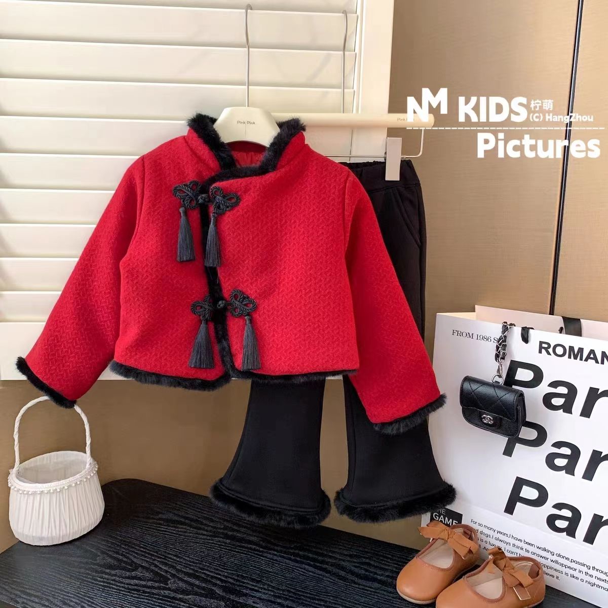巴拉新品女童汉服套装2023女宝宝唐装中国风冬季新款拜年服洋气加