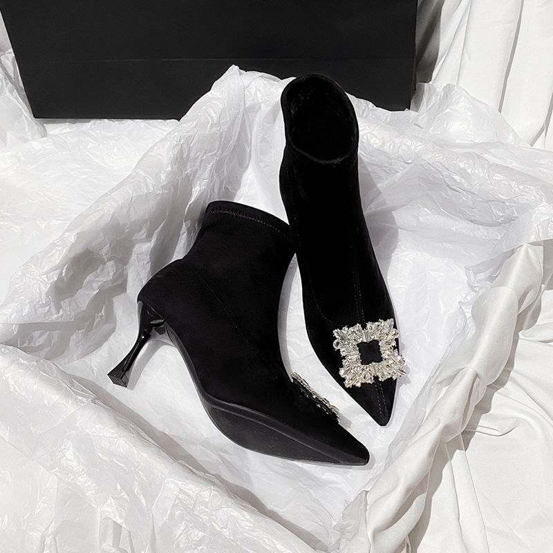 2025流行小短靴时髦洋气又高级感百搭高跟尖头细跟小个子瘦瘦靴女