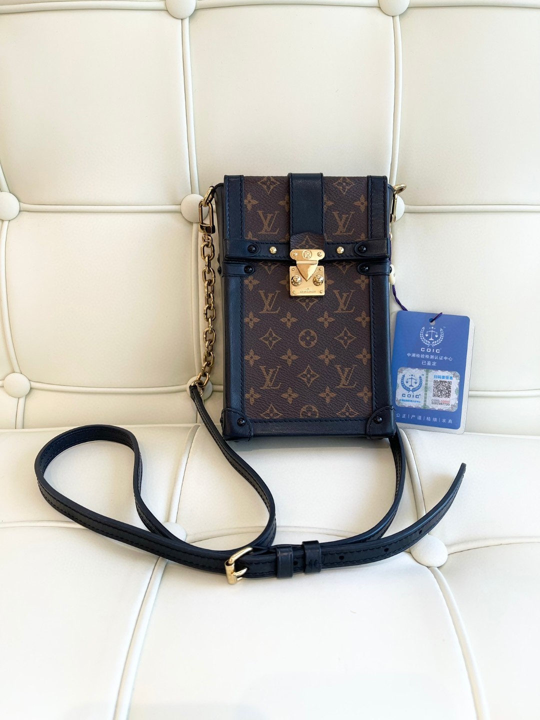 95新 LouisVuitton/路易威登 115029 LV竖版盒子手机包斜挎包
