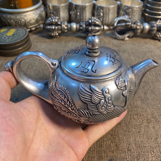 铜鎏银龙凤水壶酒壶摆件