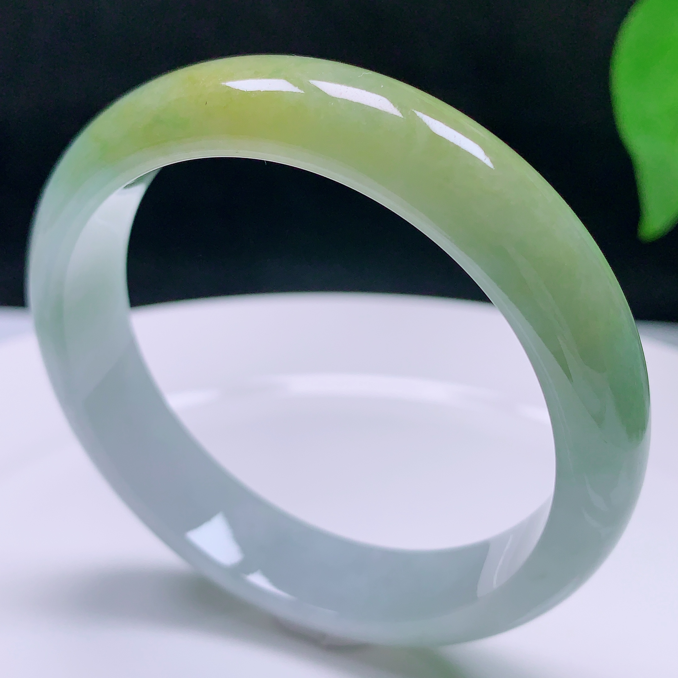 圈口55-56mm 缅甸天然A货翡翠半山水冰润黄翡宽边手镯5087