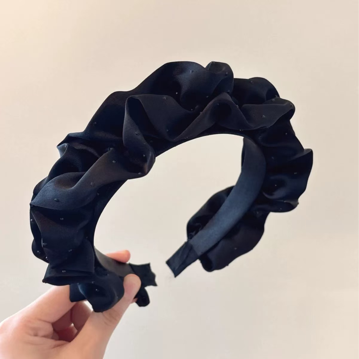 法式温柔发夹百搭波点抓夹时髦简约褶皱波点宽边显脸小发箍2145