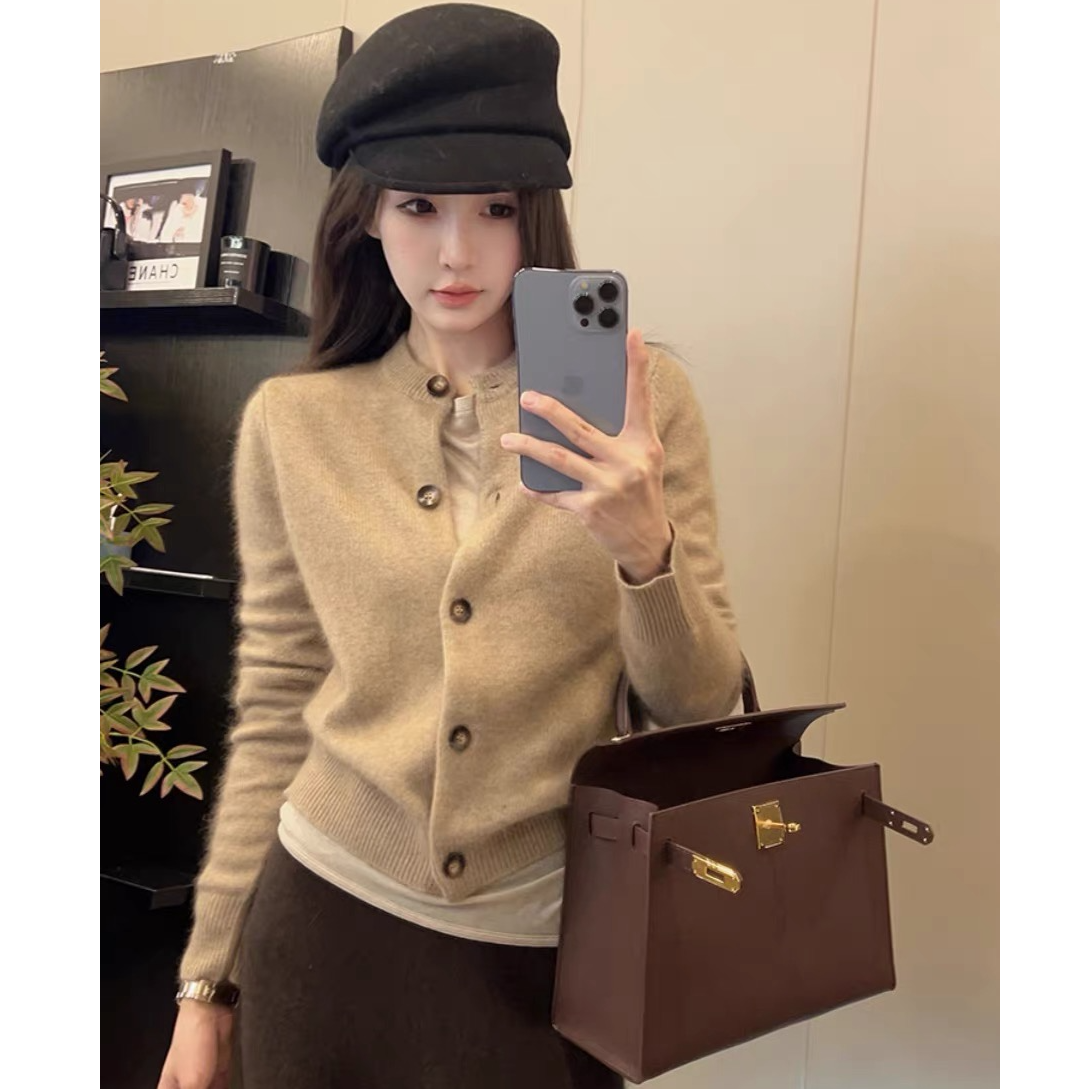 2024秋冬韩系穿搭羊毛开衫女圆领纯色洋气毛衣外套针织衫百搭气质