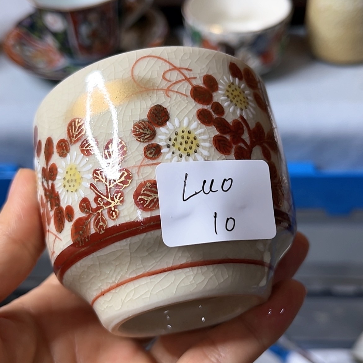 【闪购商品】瓷L****?