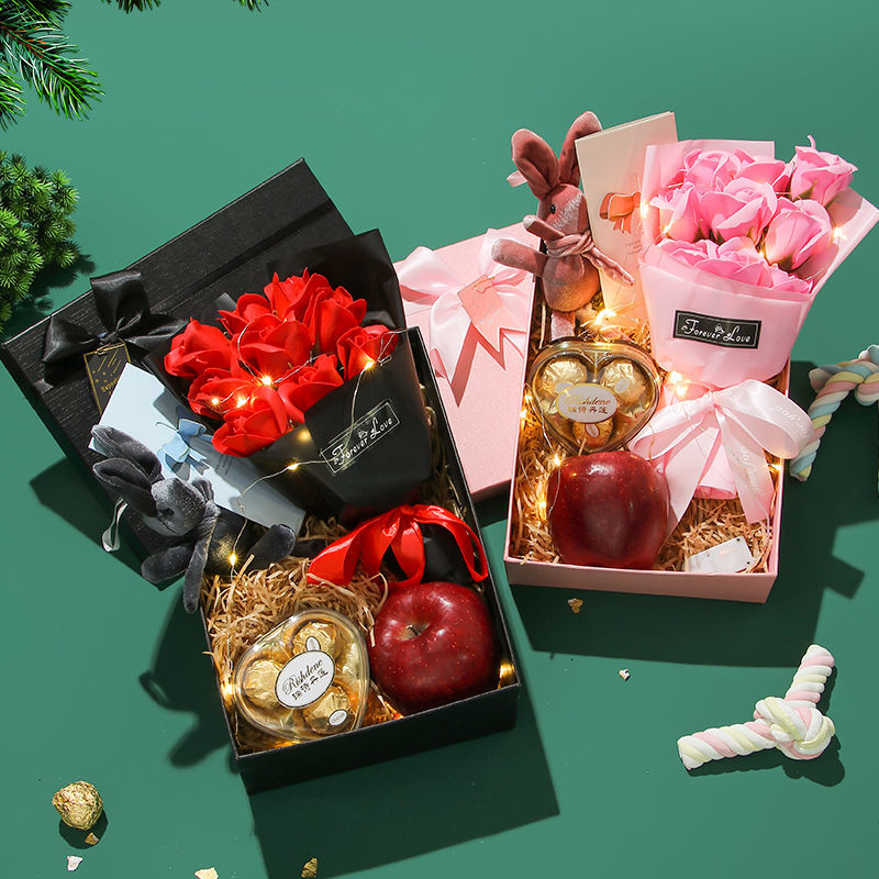 生日礼物女生男生小众高级龙年小礼品有意义花束巧克力礼盒新年