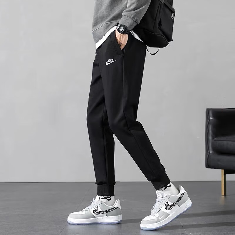 NIKE耐克加绒长裤男秋冬新款保暖加厚运动裤休闲裤束脚裤子BV2672