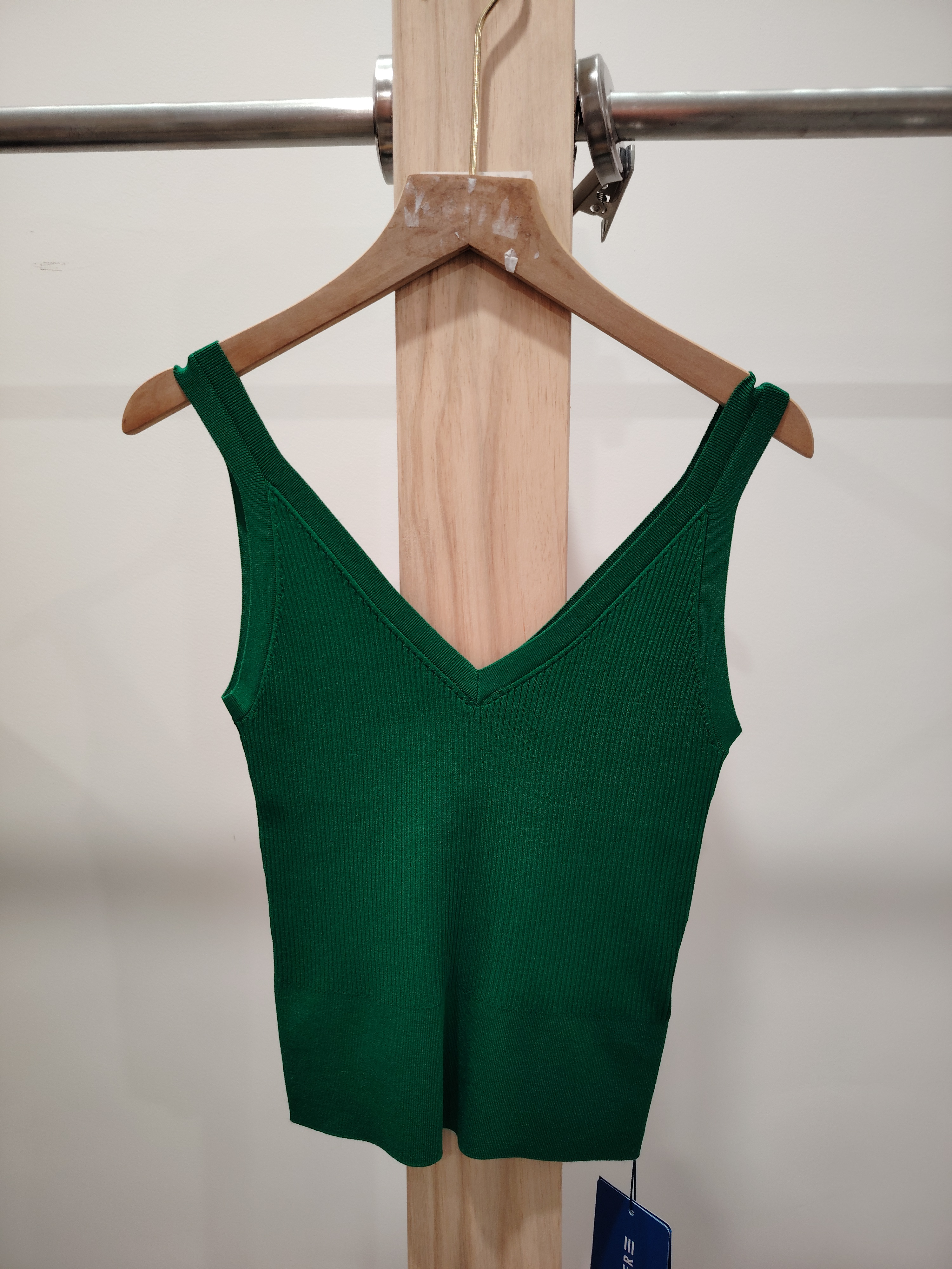 3756-夏季时尚修身显瘦吊带背心