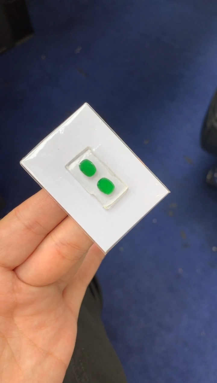 【闪购商品】定制翡翠未镶嵌翡翠
