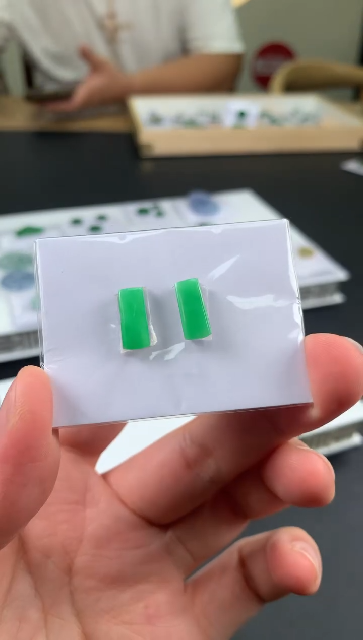 【闪购商品】定制翡翠未镶嵌翡翠