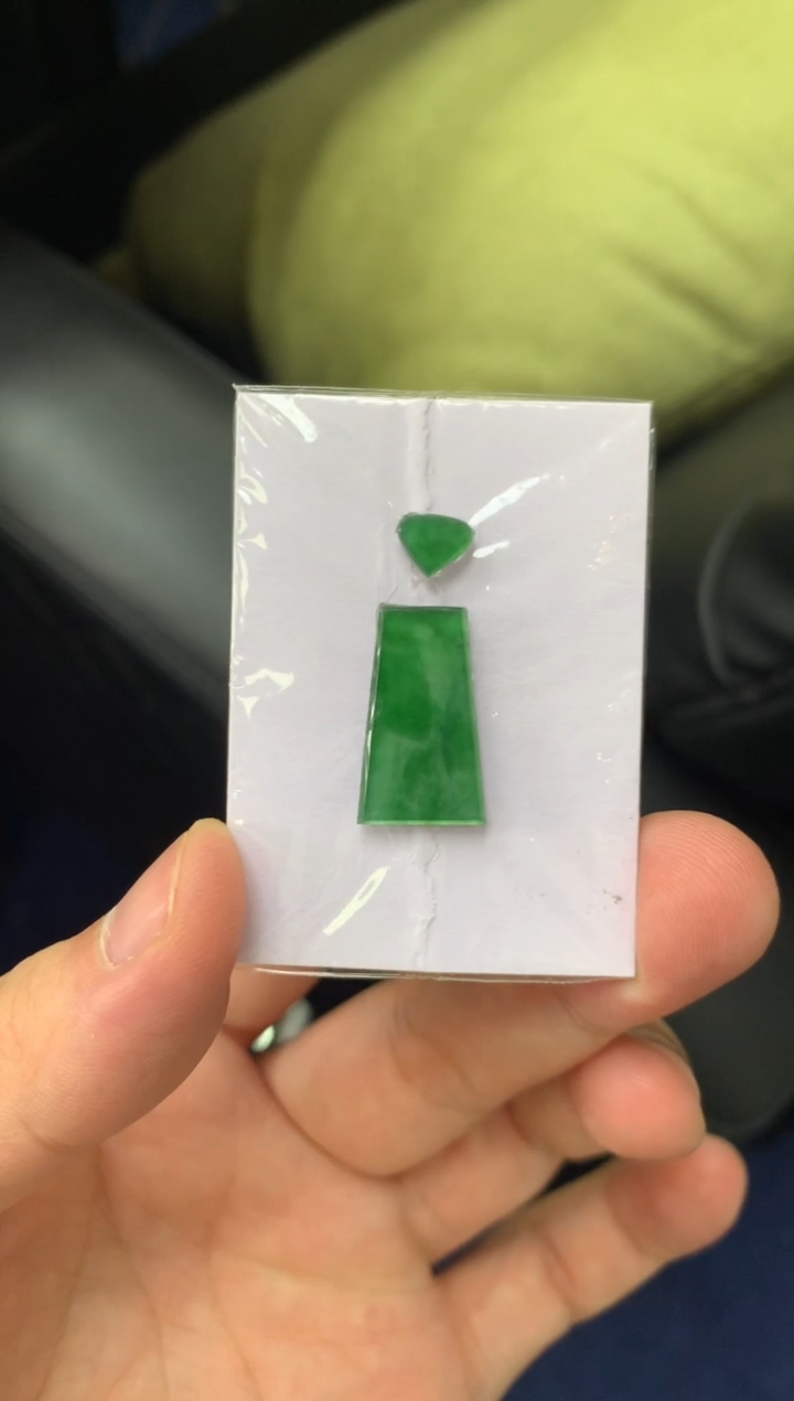 【闪购商品】定制翡翠未镶嵌翡翠