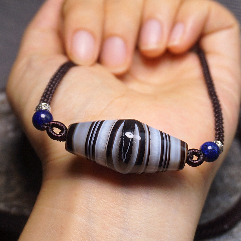 黑白色v字盾牌密纹缠丝玛瑙吊坠原石打磨手工 横穿项链毛衣链