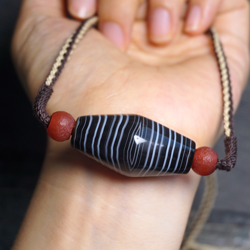 天然满缠丝密纹玛瑙 聚宝盆黑色对称羊眼 横穿锁骨链吊坠项链