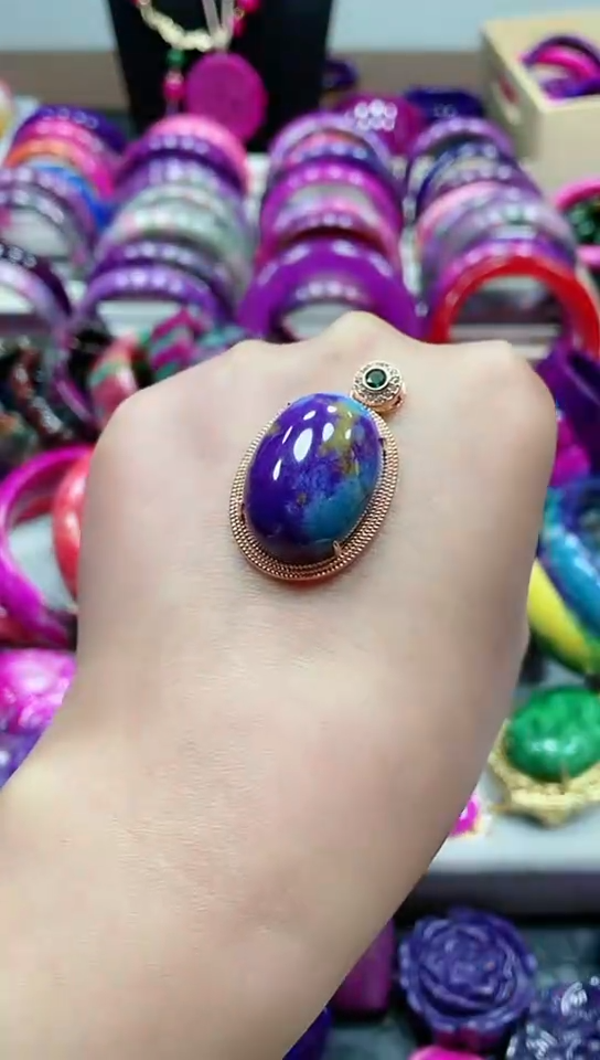 【闪购商品】琉璃颈饰79