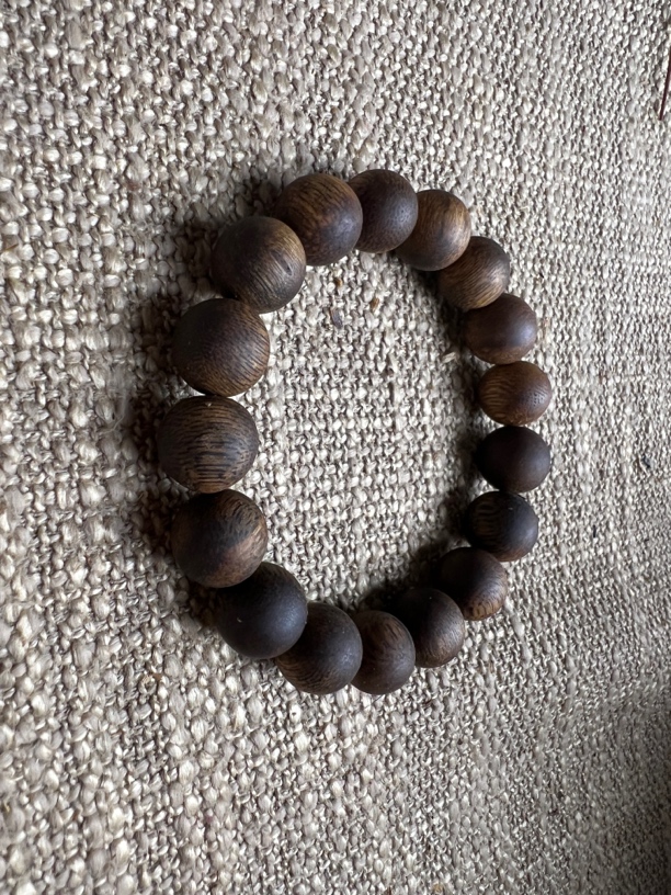 HLB012沉香1.2圆珠15克多样性发一