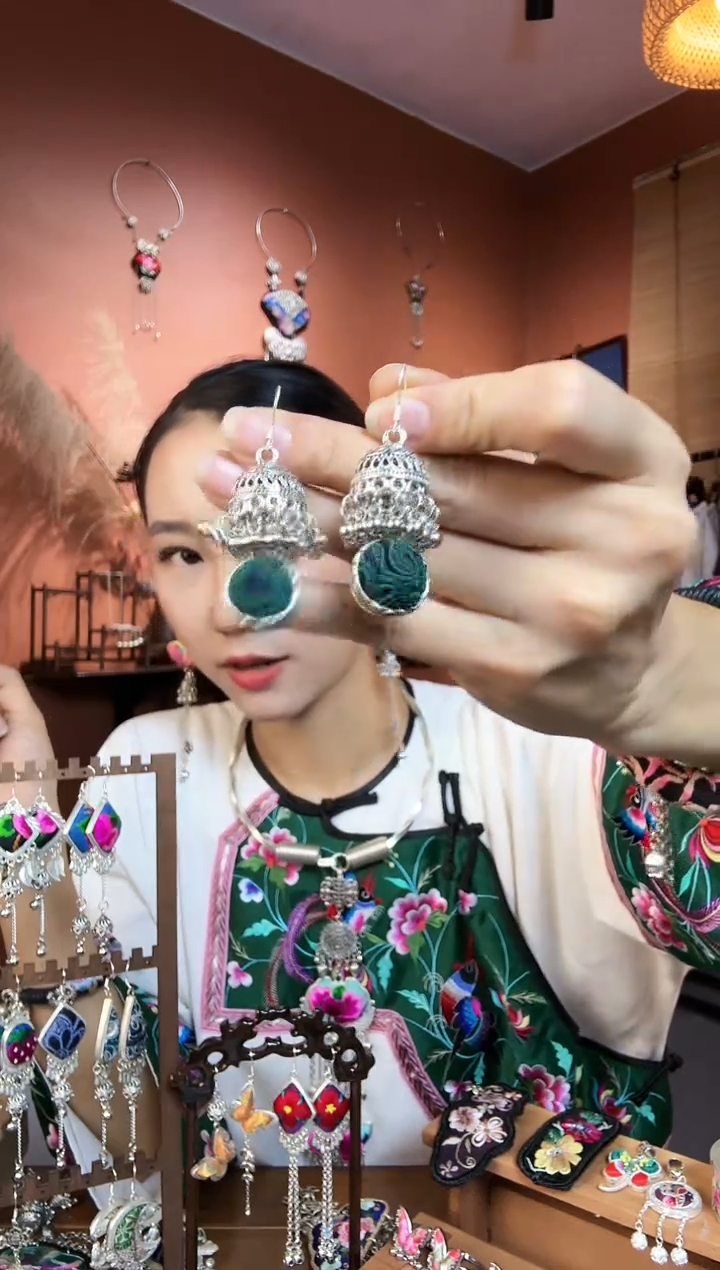 【闪购商品】织绣纯手工耳环名族风