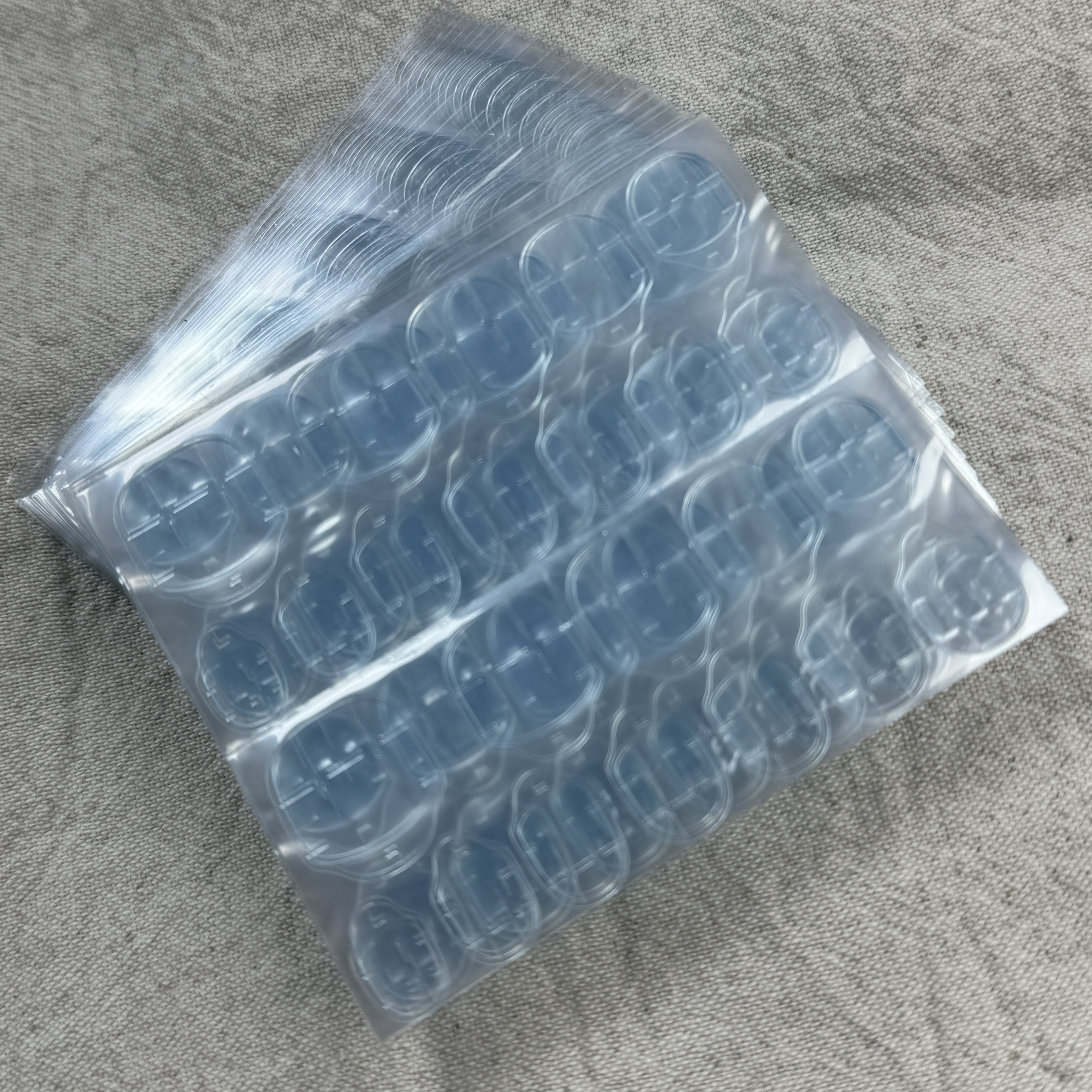 缤果专用蓝水晶超粘穿戴甲果冻贴果冻胶