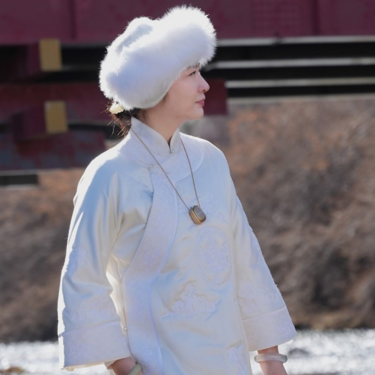 吉祥斋套装女装民国风圆领加厚白色复古冬季情侣单件龙吟针织帽