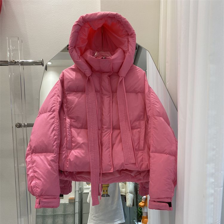 2023新款羽绒服冬季爆款韩版羽绒服女装短款连帽加厚时尚小个子白