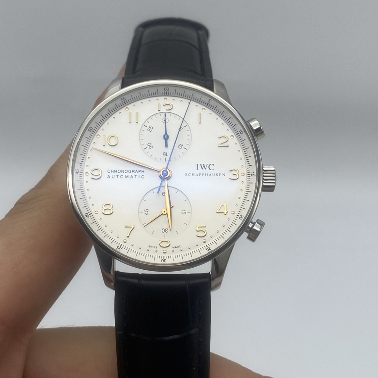 99新 IWC/万国 万国葡萄牙计时系列 表径：41mm 公价：64800 拆单