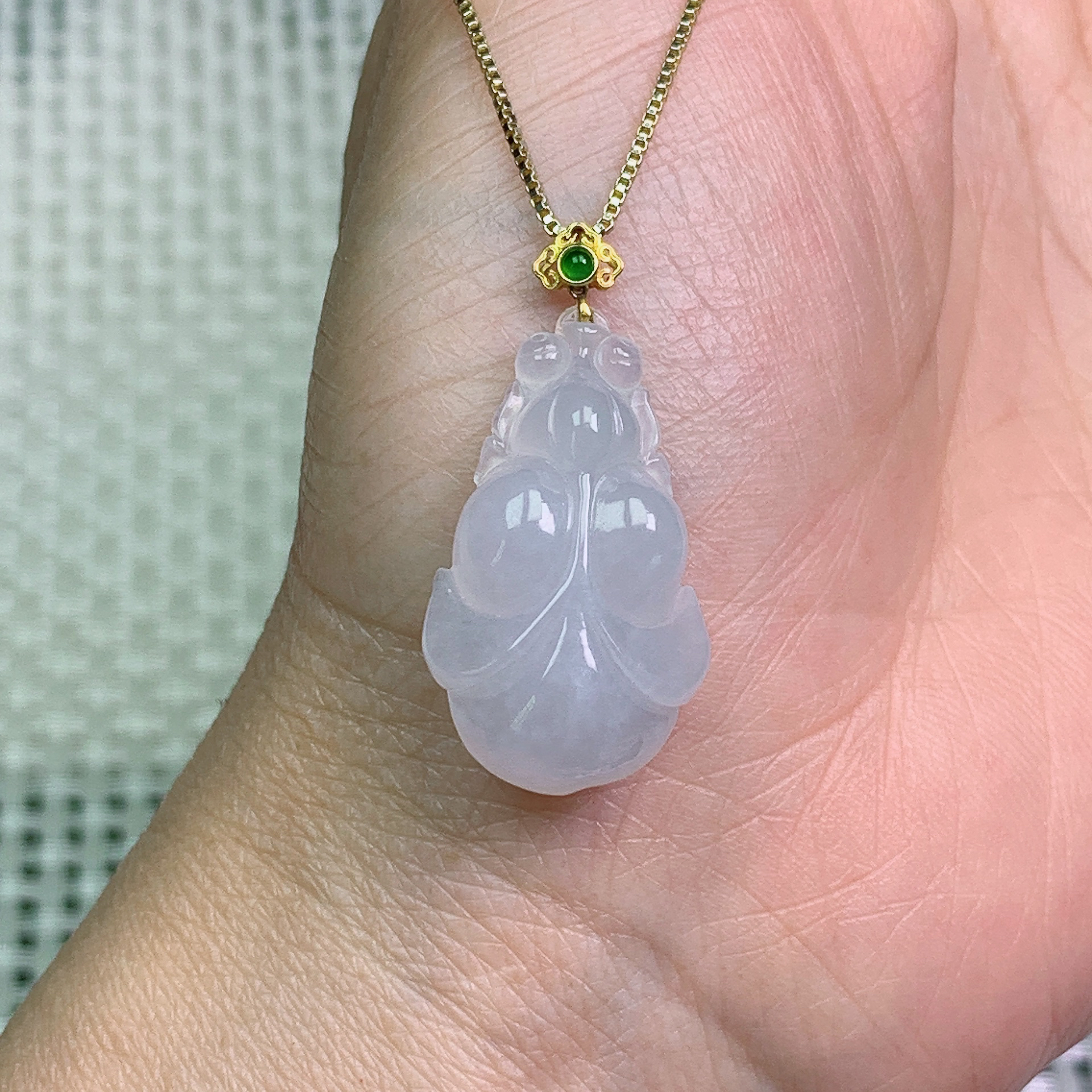 天然翡翠A货 18k镶嵌冰润金鱼吊坠 36尺寸26.6x15.5x6.6