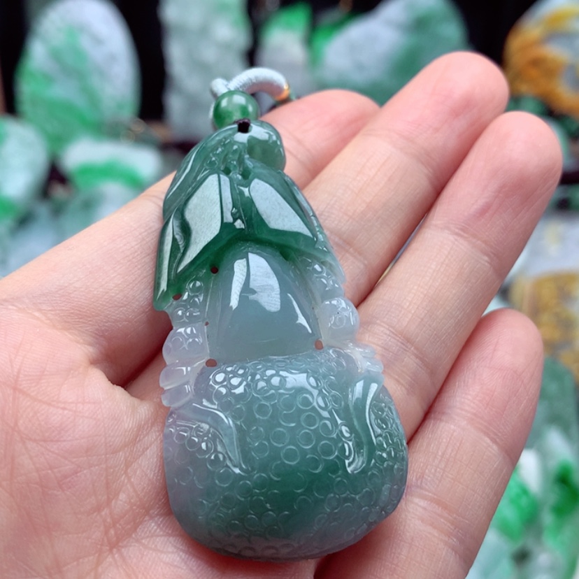 【闪购商品】翡翠颈饰未镶嵌