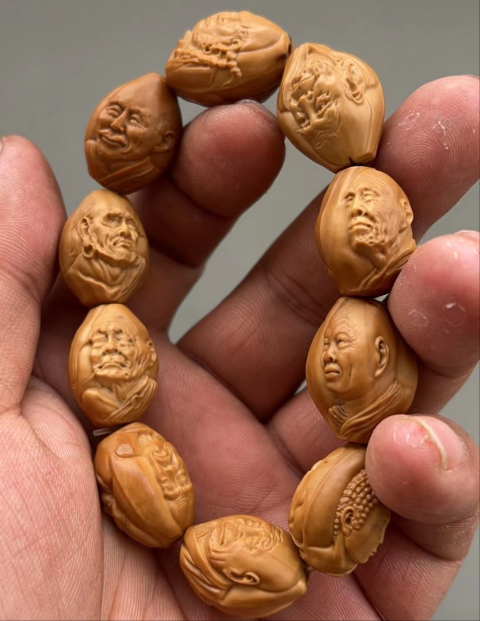 无尘橄榄核雕刻三疯浮雕双面十八罗汉手串橄榄胡手链