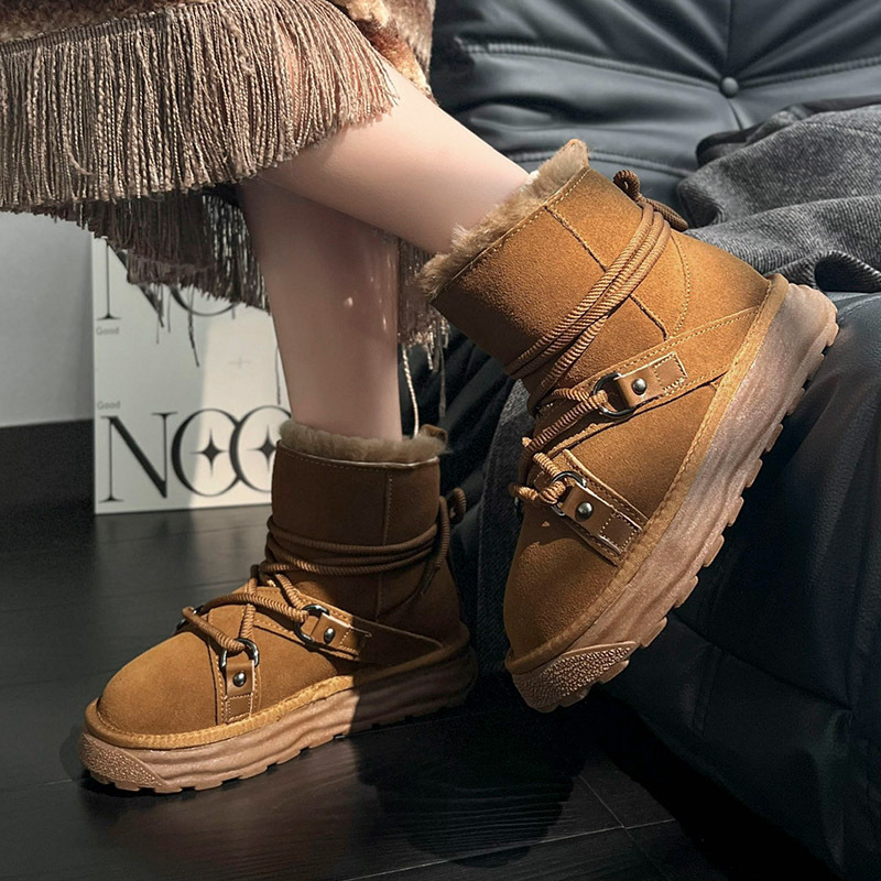 8879冬季新品时尚潮外穿女款绑带加绒保暖真毛皮雪地靴棉鞋